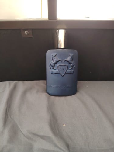 Reseña con foto de un cliente sobre Perfume Parfums de Marly Layton Eau de Parfum 125 ml