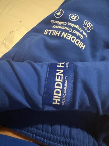 Customer photo review of LABEL CUFFED SWEATPANTS ROYAL BLUE