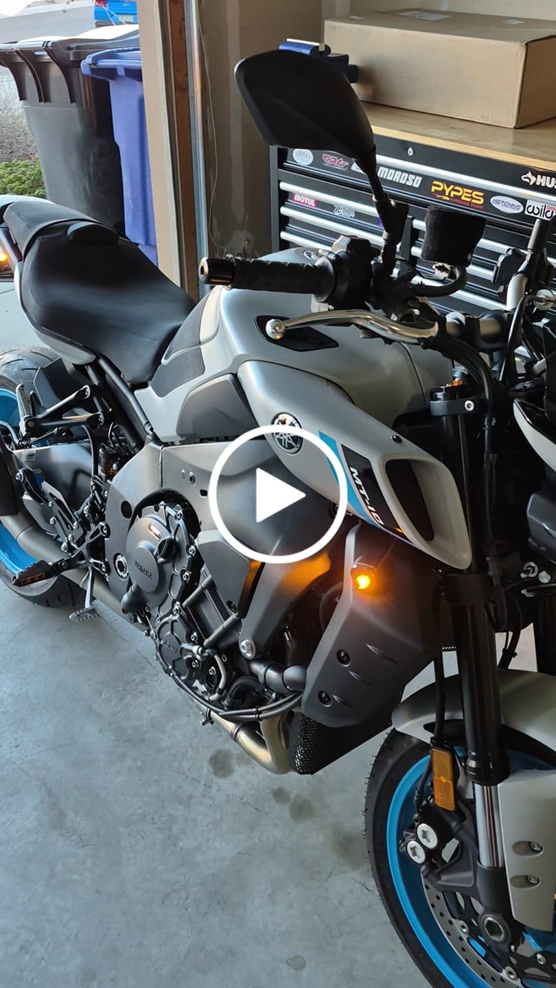 Customer video review of Yamaha XSR900 Front Machined Turn Signal Plate Adapter Kits 2022-2026