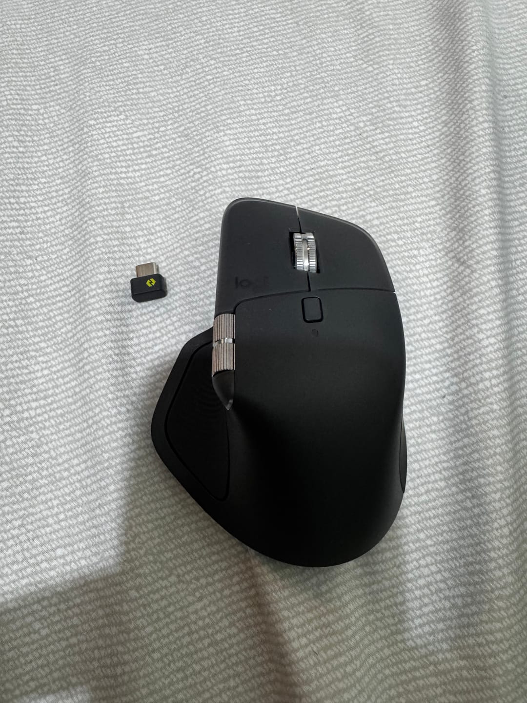 Customer photo review of Mouse Logitech MX Master 4 Grafito