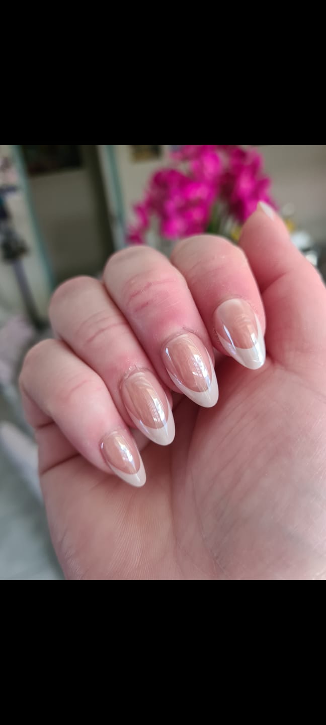 Customer photo review of Luxe French | Salon Quality Press-on Nails kit - Short Almond White French Tip