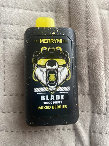 Customer photo review of Merry-Mi - Blade 30K - Puff Jetable / Vape Disposable - 5% nicotine