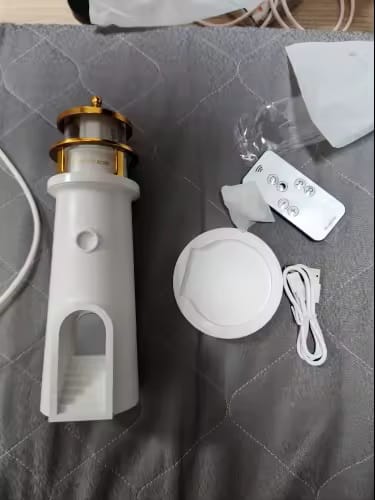 Customer photo review of Lampe Lunaire à Projection Phare