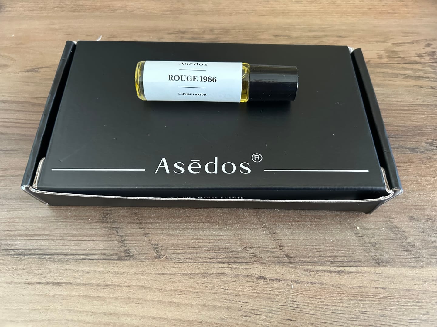 Customer photo review of ROUGE 1986 PERFUME OIL