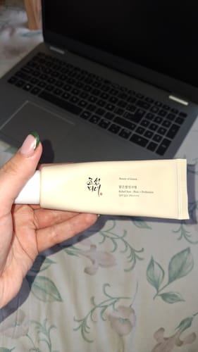Customer photo review of Relief Sun : Rice + Probiotics (SPF50+ PA++++)