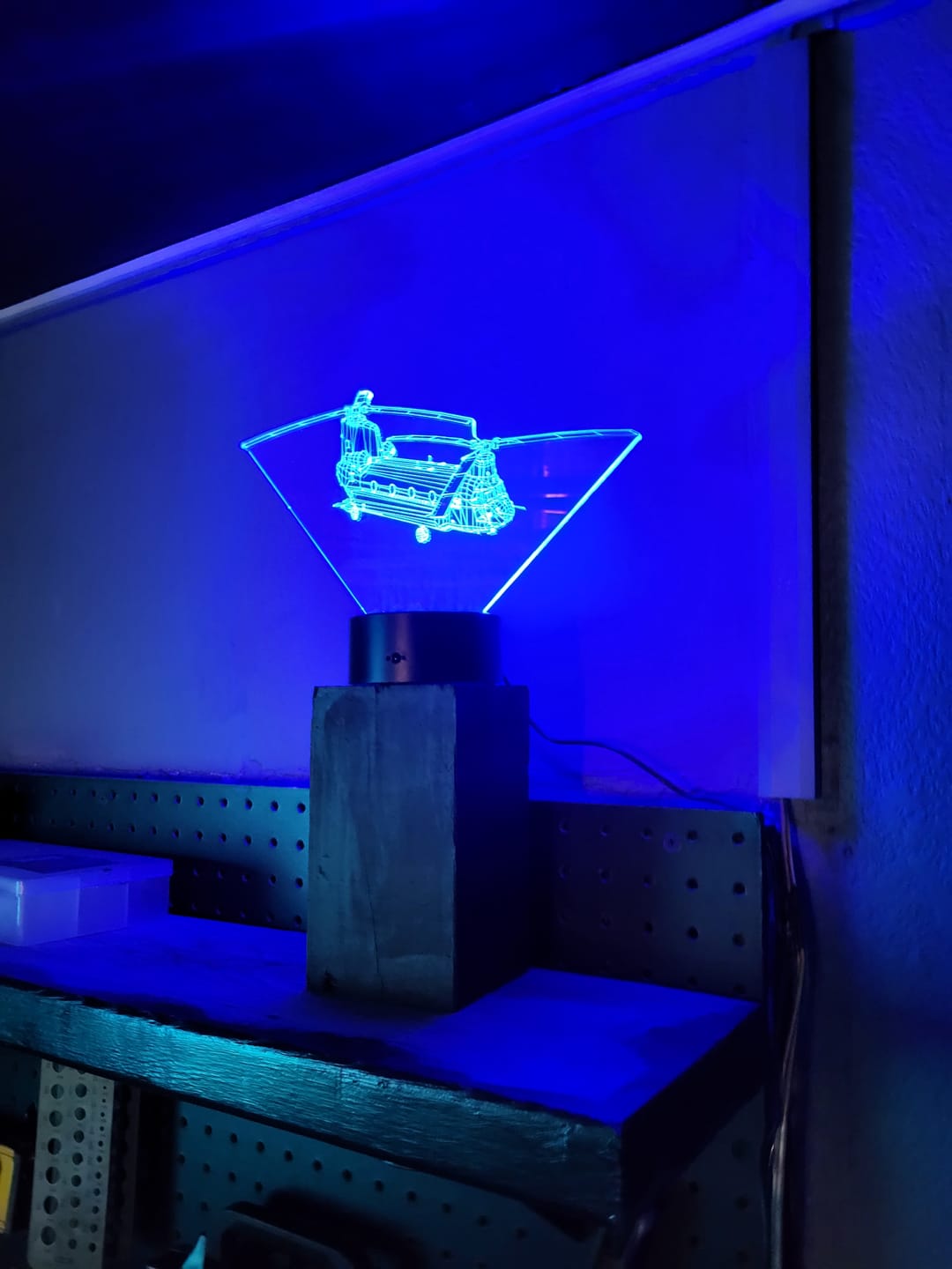 Customer photo review of CH-47 Chinook Army Helicopter - 3D Optical Illusion Lamp