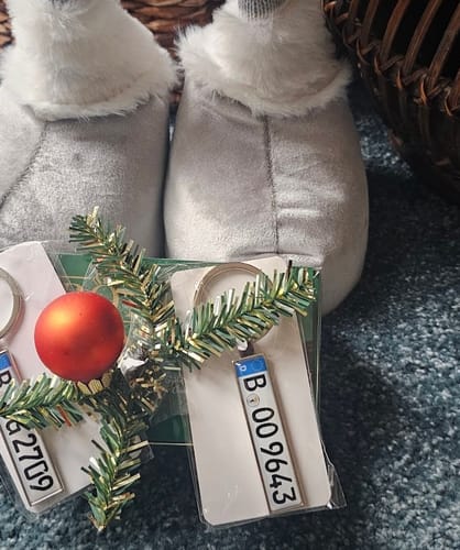 Customer photo review of Kennzeichen Schlüsselanhänger Mini Nummernschild Metall