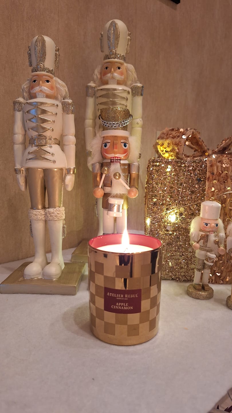 Customer photo review of Apple Cinnamon Geurkaars 210g