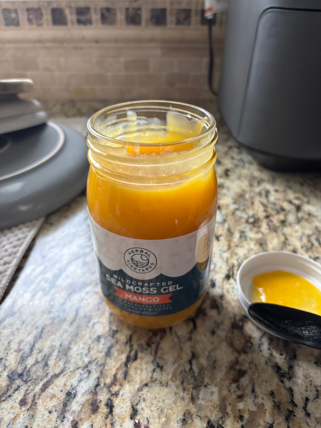 Customer photo review of EXCLUSIVE MANGO SEA MOSS GEL