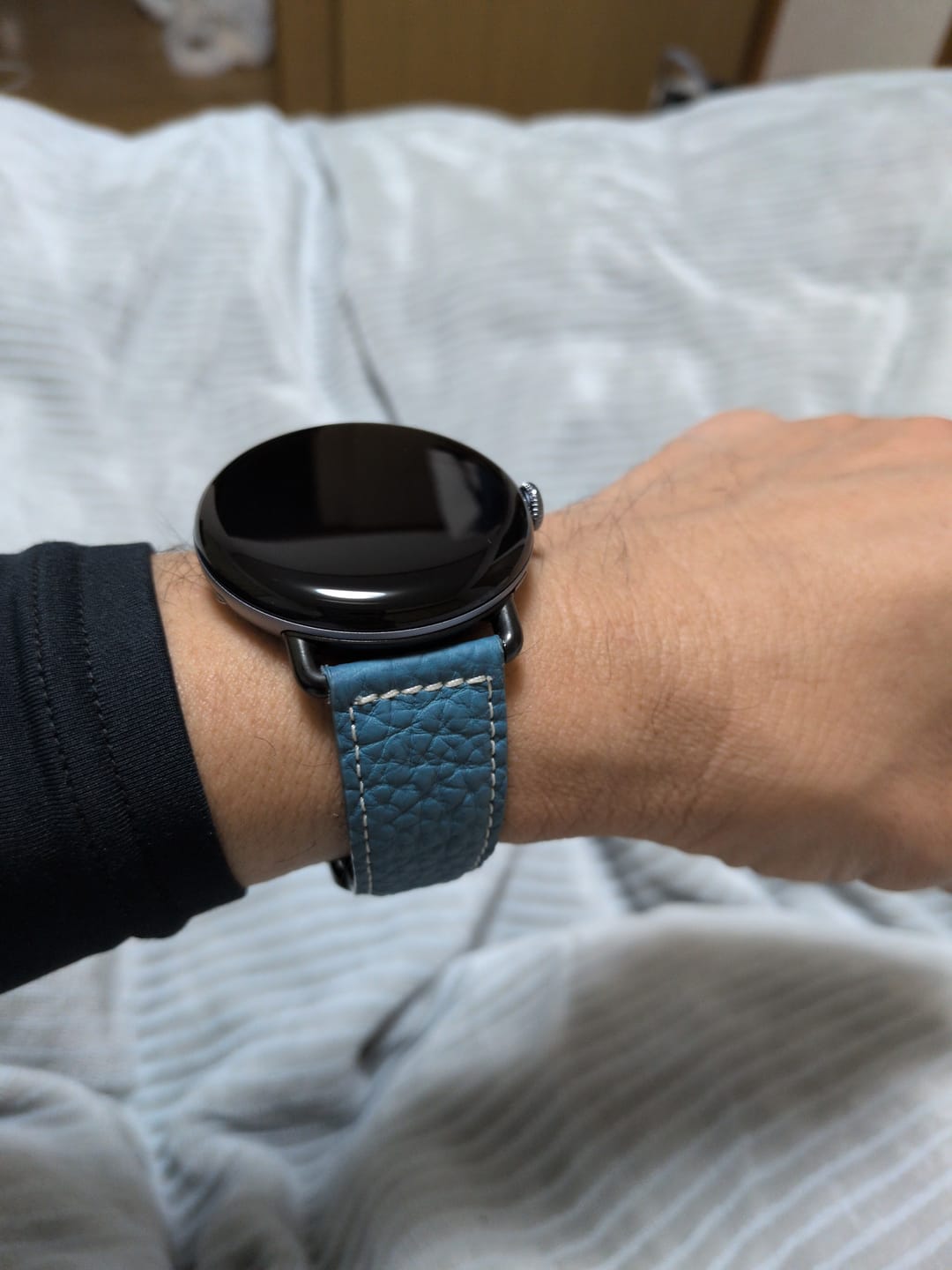 Customer photo review of 45mm 用 Google Pixel Watch用レザーバンド / ブラックメタル