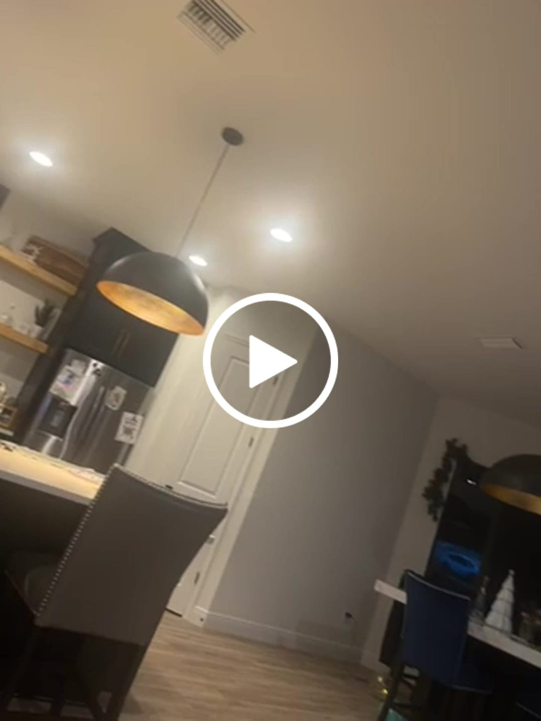 Customer video review of Oversized Metal Dome Pendant Light