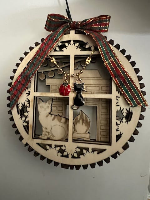 Customer photo review of 3D Christmas Ornaments with Cat Laser Cut Svg File
