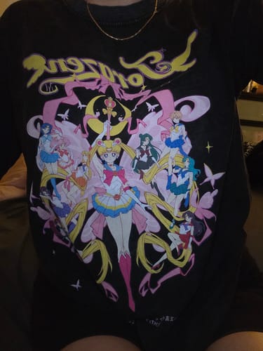 Customer photo review of S-MOON ✦ Sailor Vintage Tee