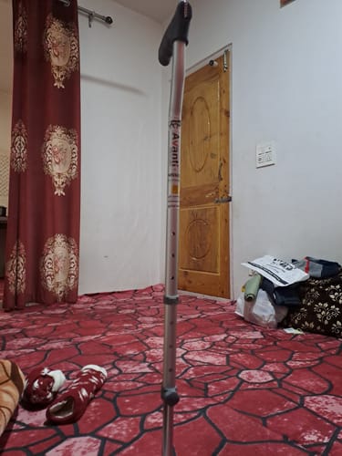 Customer photo review of Avanti L Shape Quadripod Stick | Aluminum Walking Stick with Adjustable Height | Light Weight | 4 Legged Base (Grey)