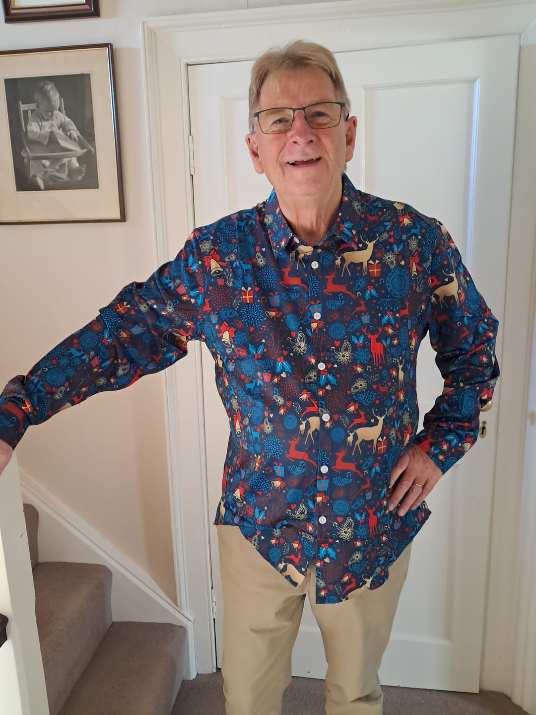 Customer photo review of Men's Vintage Christmas reindeer Printed Holiday Long Sleeve Shirt