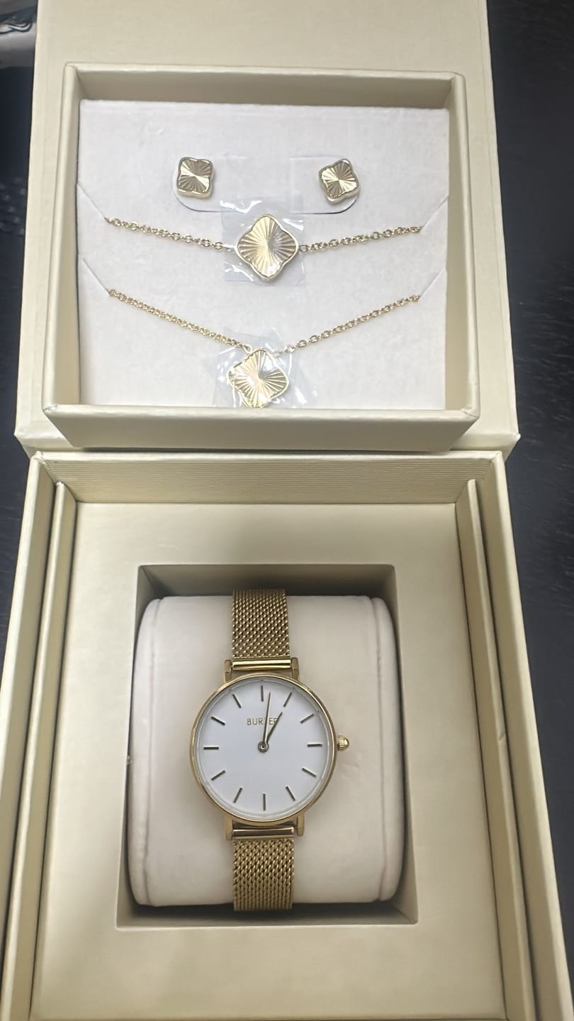 Customer photo review of Flora Gold Set