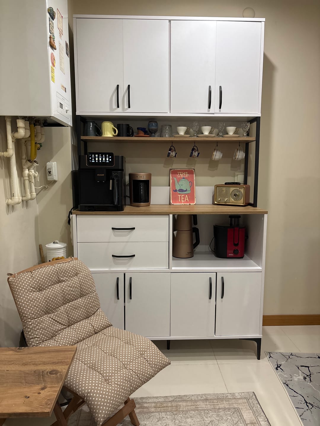 Customer photo review of Rani JE209 Çok Amaçlı Dolap 8 Kapaklı 2 Çekmeceli Raflı Kiler Mutfak Dolabı Beyaz - Sepet Ceviz