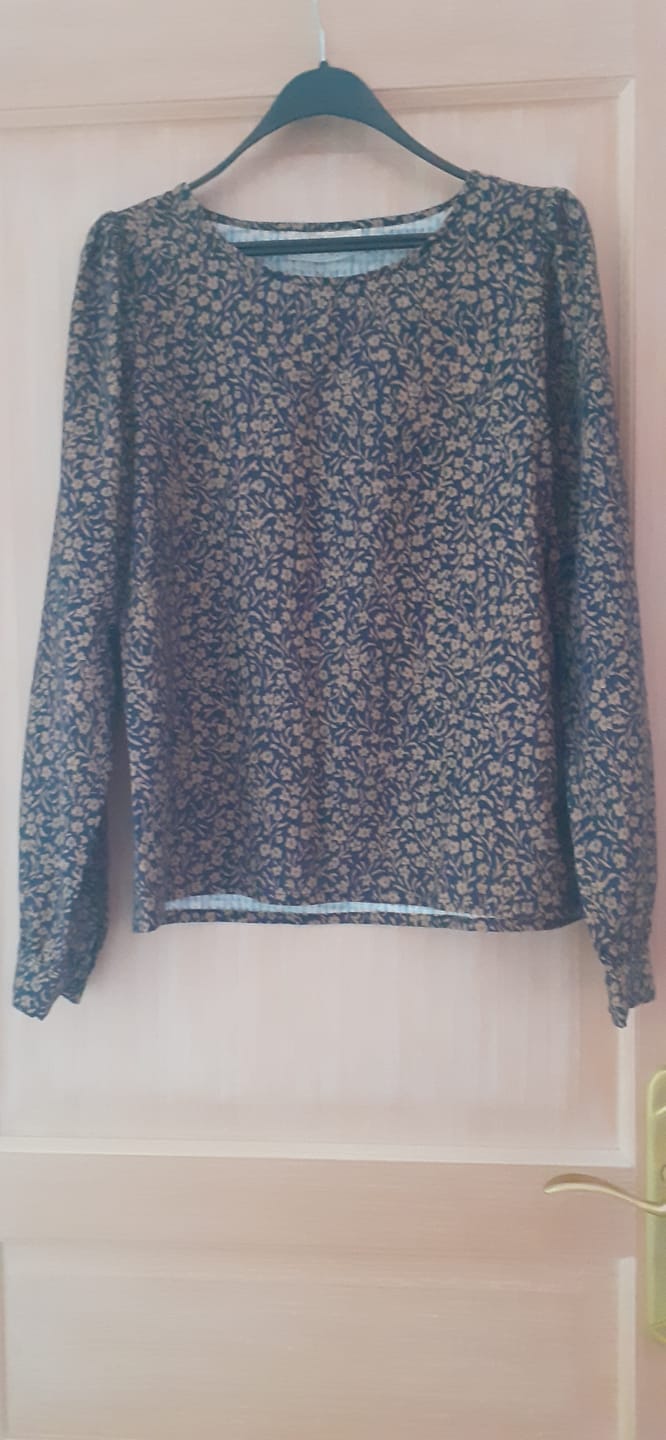 Customer photo review of Blouse Amarante - coton nuit fleurie