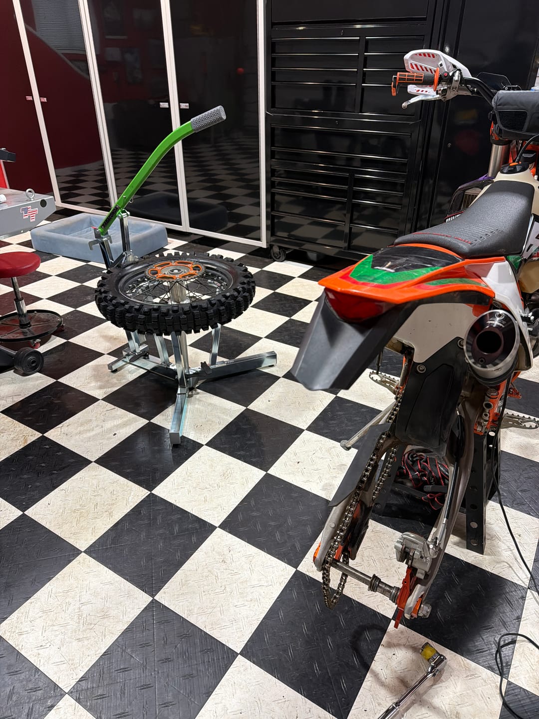 Customer photo review of Rabaconda Dirt Bike Tire Changer