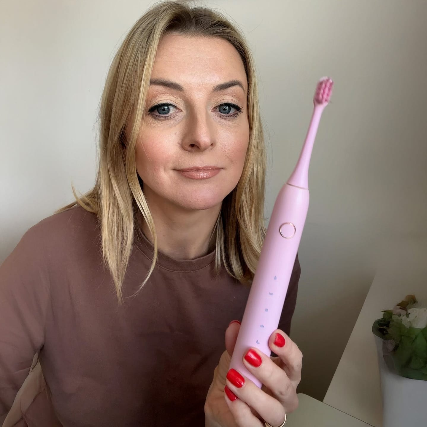 Customer photo review of Smile™ Elektrinis Dantų Šepetėlis