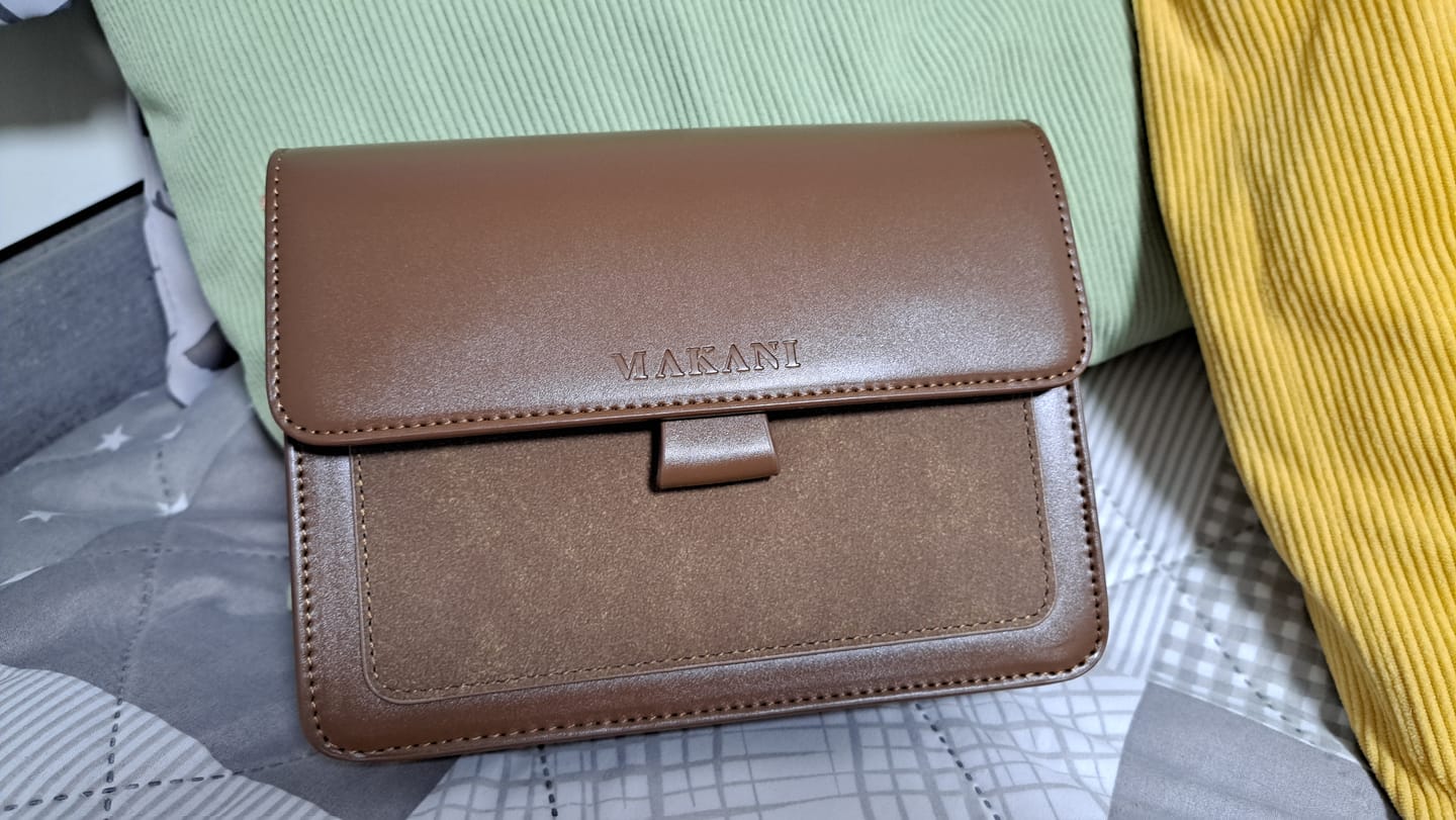 Customer photo review of VALDA - DARK BROWN