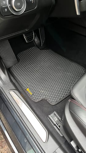 Customer photo review of Auto Fußmatten nach Maß - Komplettset