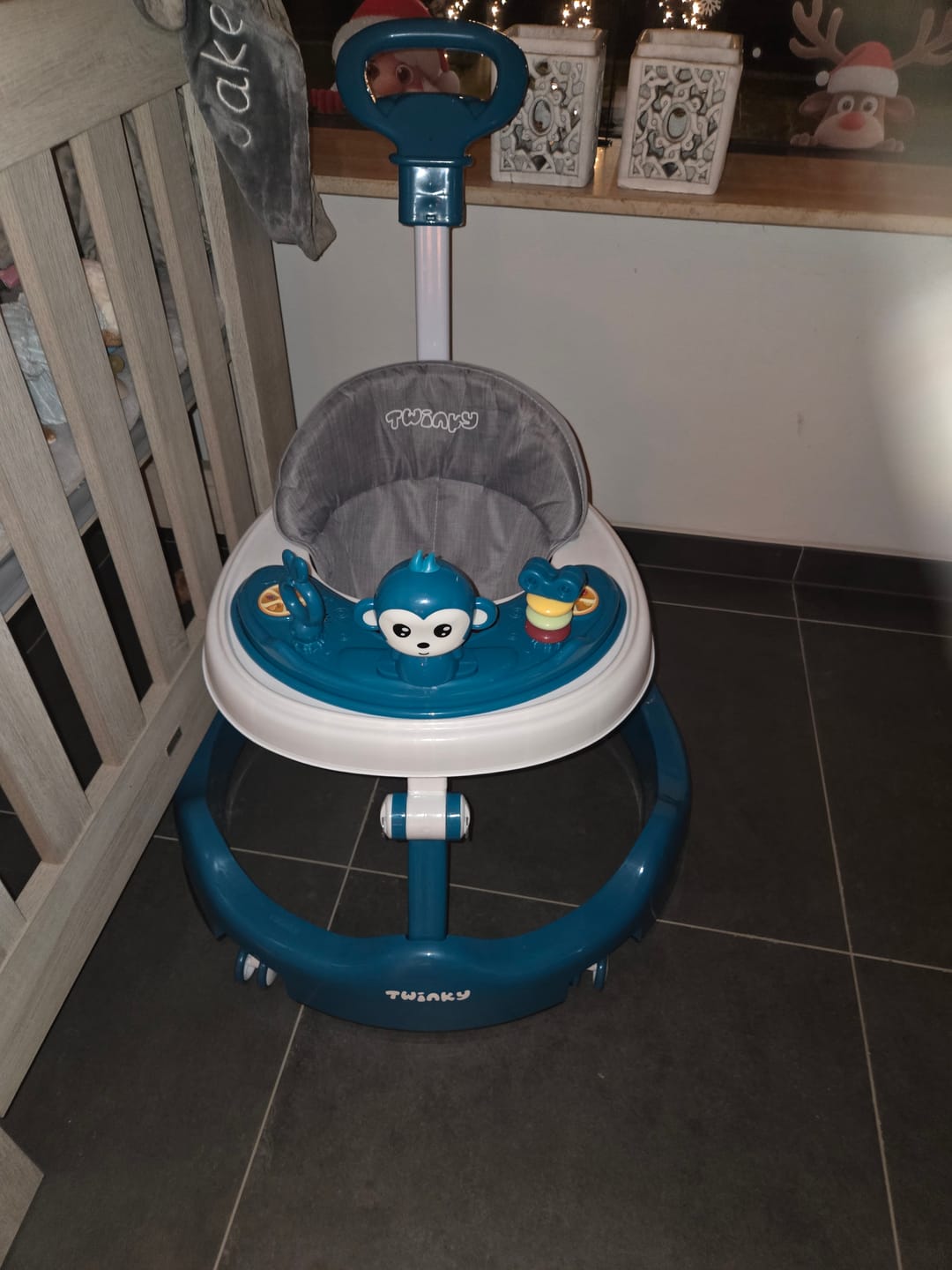 Customer photo review of Twinky Loopstoel Baby - Azur