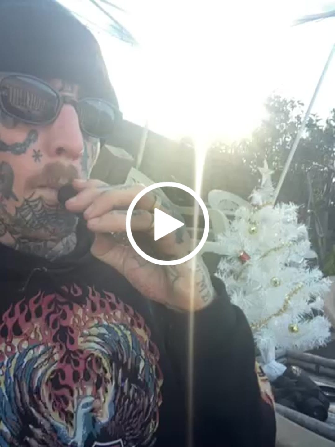 Customer video review of Rainbow Sherbet CBD Vape Pen