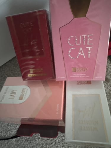 Customer photo review of The Glam Bundle (2 Perfumes + 2 Body Mists)