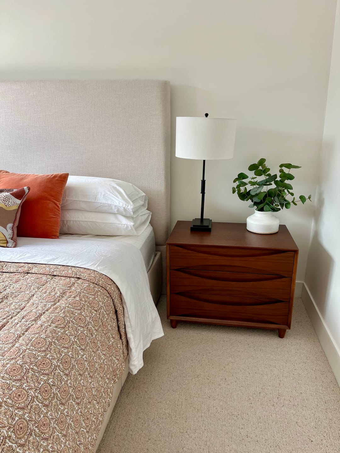 Customer photo review of Pamplona Bedside
