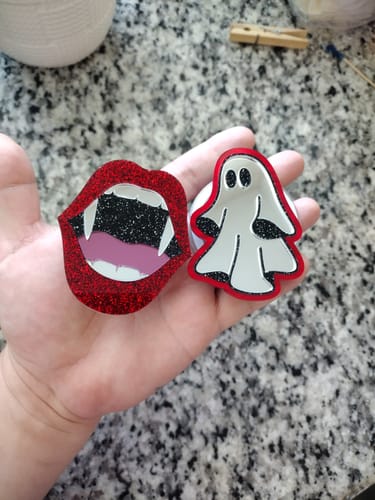 Customer photo review of Vampy Phone Charm