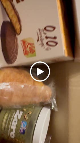 Customer video review of Biscotti proteici Nuvole ricoperti di cioccolato e arancia
