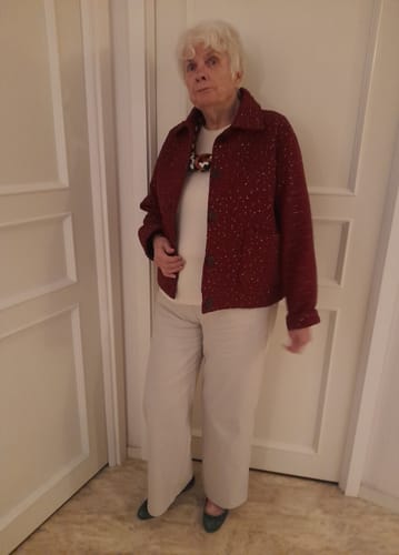 Customer photo review of Jacka Quiltad Muslin Vinröd