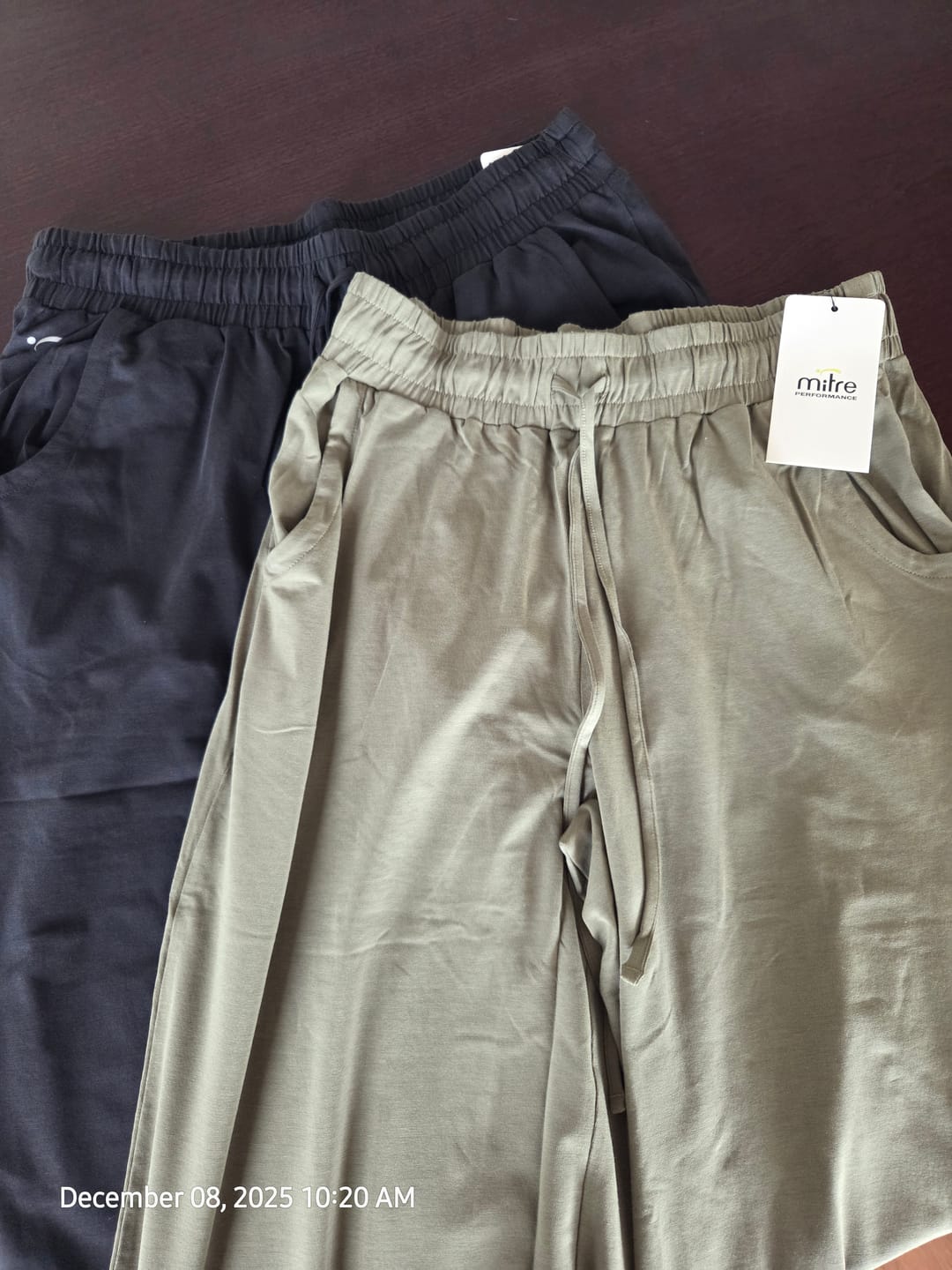 Customer photo review of Everyday Palazzo | AlgaKnit - Black