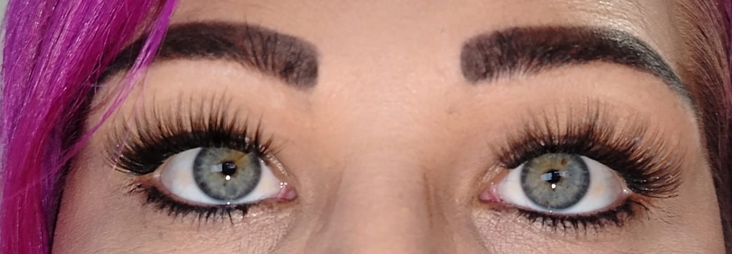 Customer photo review of Pre-Mapped Doll Eye Sweetheart Lash Set