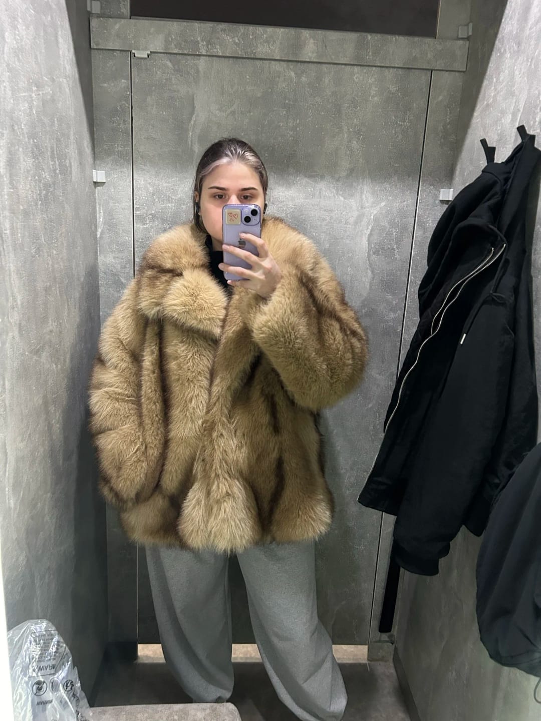 Customer photo review of Fely Faux Fur Coat