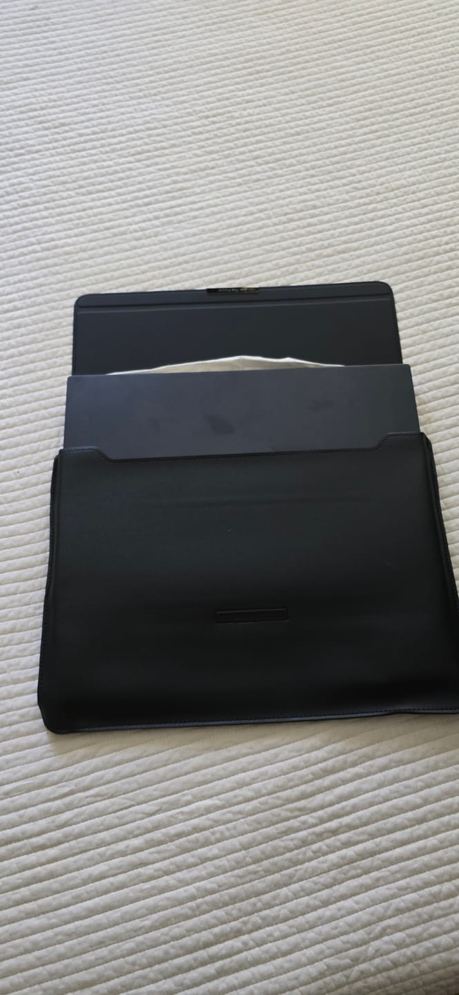 Customer photo review of Funda Notebook Smart Workstation