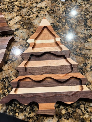 Customer photo review of 11.0x9.5" Christmas Tree Tray 2 Acrylic Router Template [Limited Edition]