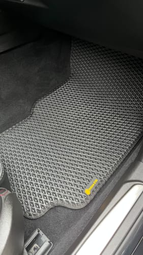 Customer photo review of Auto Fußmatten nach Maß - Komplettset