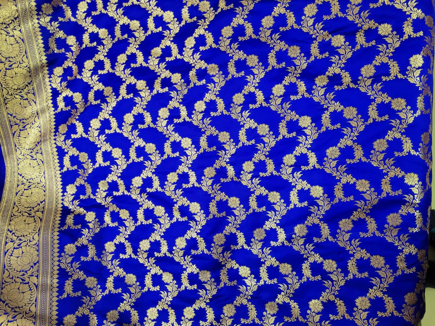 Customer photo review of Royal Blue Moglai Jaal Katan Silk Banarasi Saree