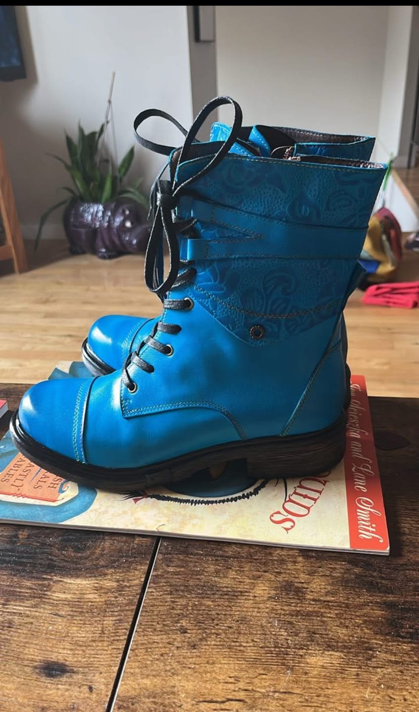 Customer photo review of Comfortable Genuine Leather Boots With Laces And Inside Zippers