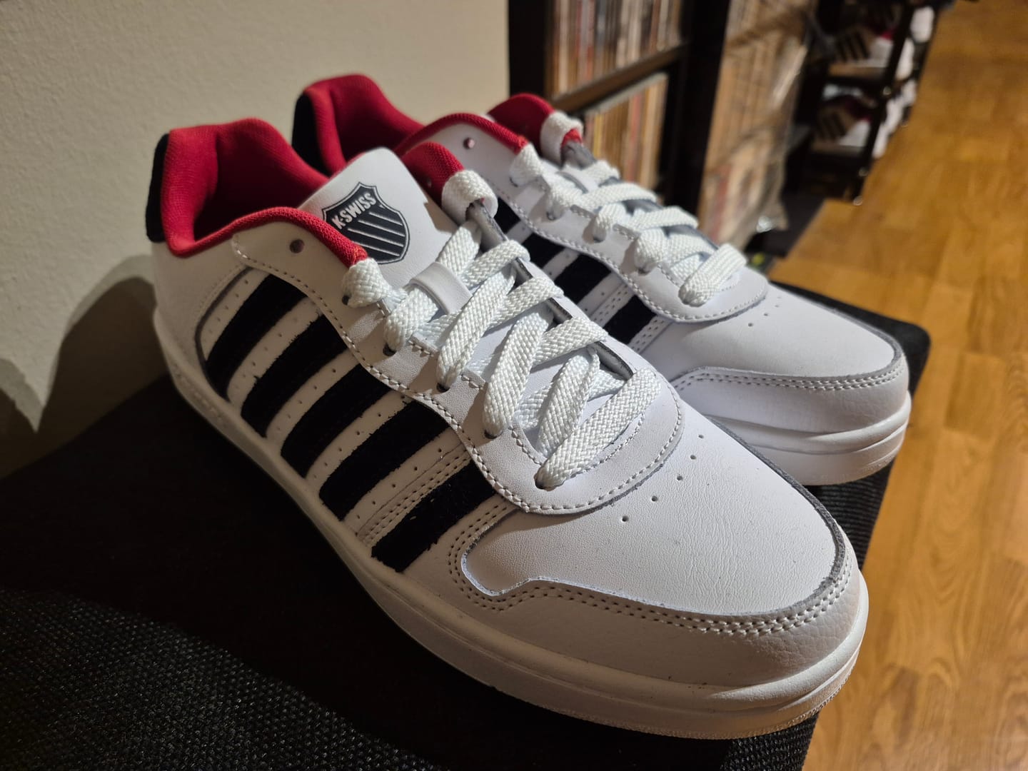 Customer photo review of 06931-411-M | COURT PALISADES | PEACOAT / WHITE / WHITE