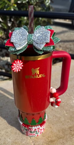 Customer photo review of Christmas Eve Glitter Tumbler Bow