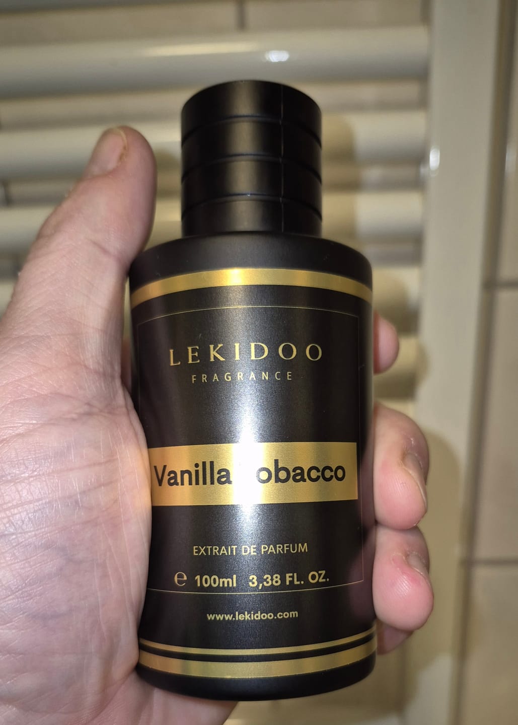 Customer photo review of Vanilla Tobacco