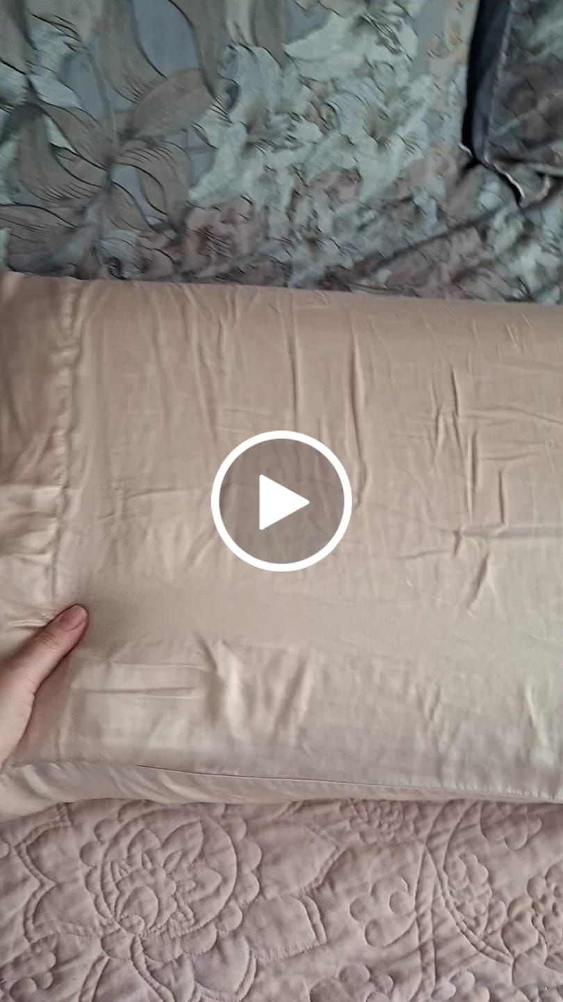 Customer video review of Cloud Pillow