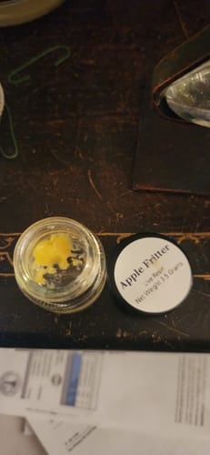 Customer photo review of Apple Fritter | Live Resin