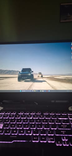 Customer photo review of NORTHBORDERS WALLPAPERS MINI PACK (10+ WALLPAPERS)