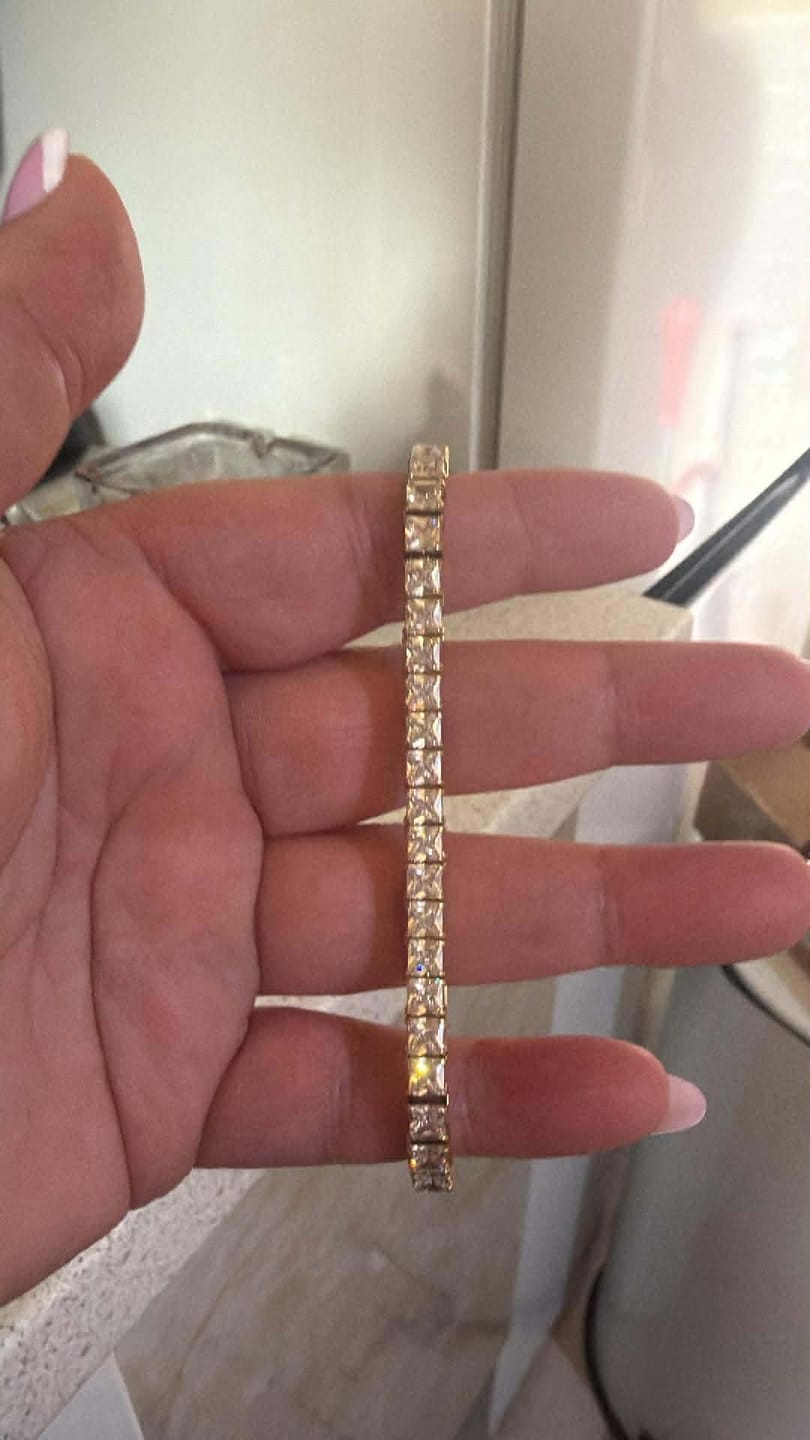 Customer photo review of Asscher Cut Bracelet