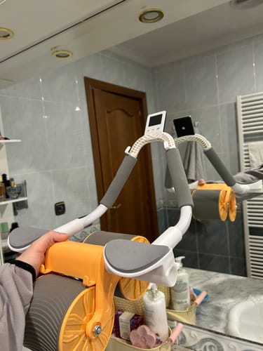 Customer photo review of Rodillo abdominal con apoyabrazos, cronometro y alfombrilla para rodillas