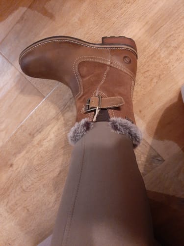 Customer photo review of Kemerton Ankle Boots Tan